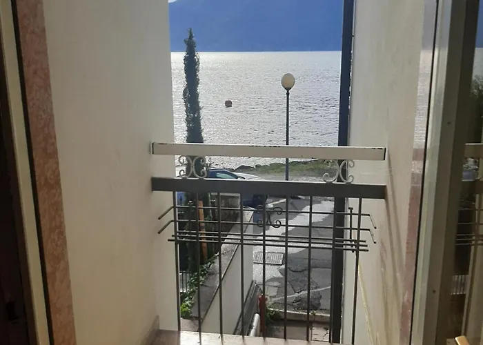 Piccolo Hotel Direkt am See Brenzone sul Garda